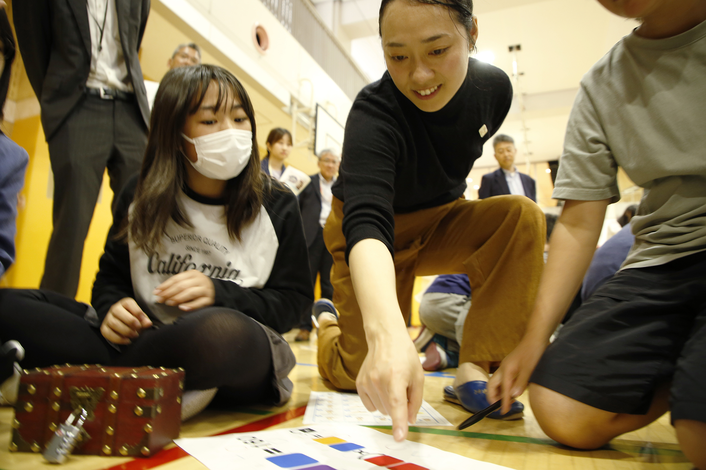 ヒントを出す川俣先生
