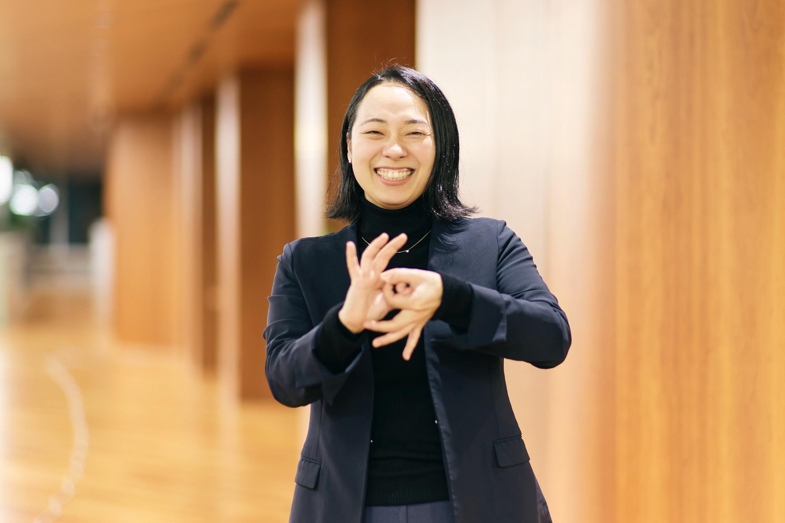 笑顔の川俣さん